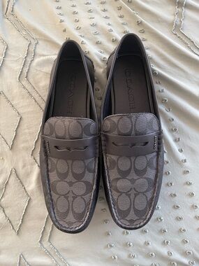 COACH Men’s Gray Signature Penny Loafers